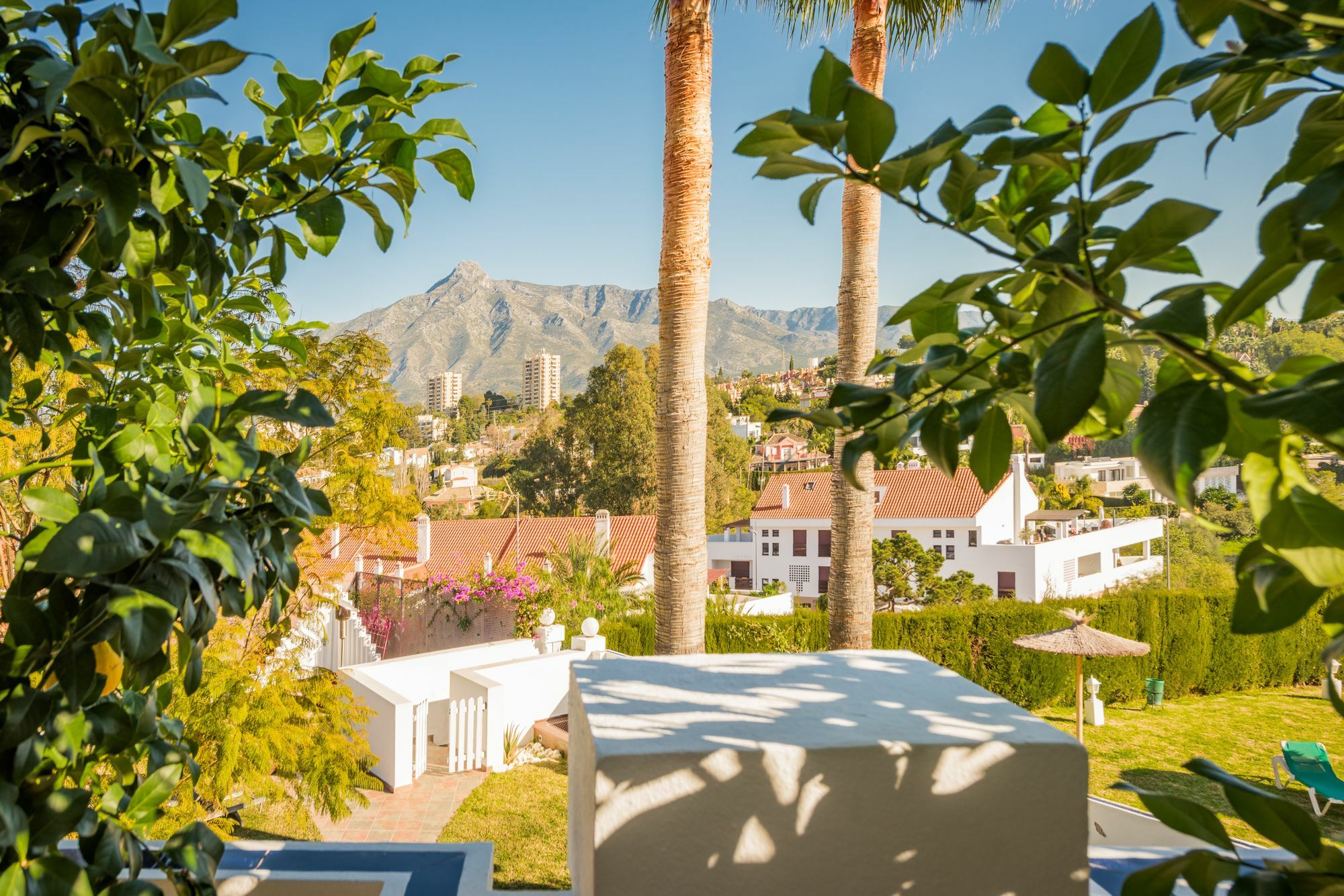 Molo 44 Suites Puerto Banus Marbella Ngoại thất bức ảnh